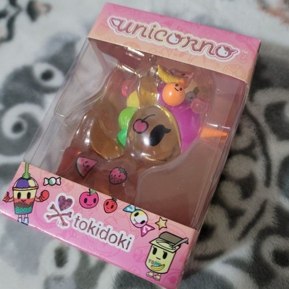 Tokidoki fruttina keychain SDCC 2020 Con Exclusive - Picture 2 of 8